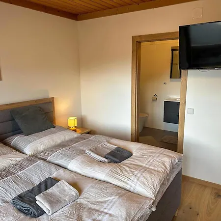 Lovely In With Balcony, Cleaning Included *
