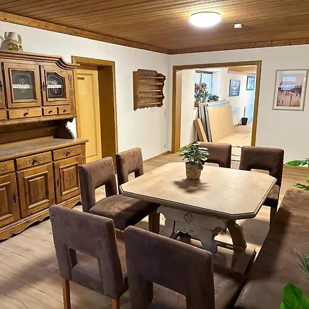 Apartment Lovely In With Balcony, Cleaning Included Saalfelden