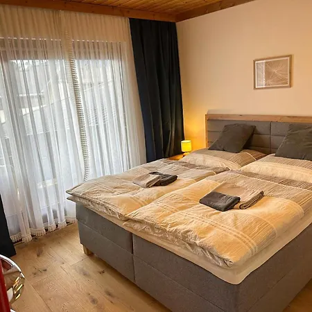 Lovely In With Balcony, Cleaning Included * Saalfelden